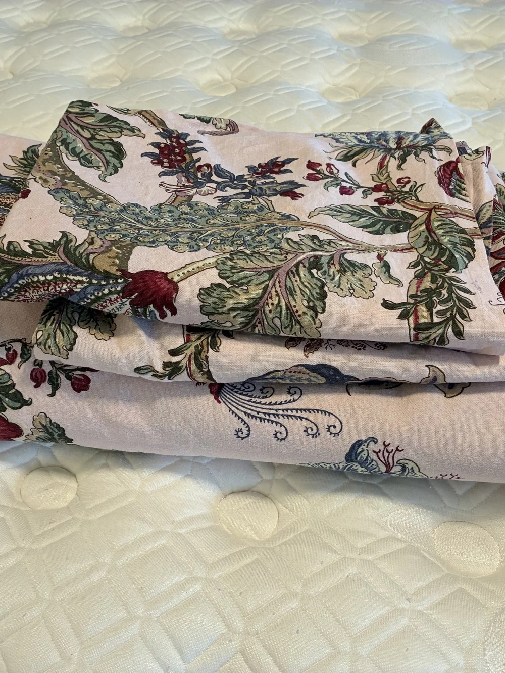 Pottery Barn Blush Pink Floral Duvet And Shams
